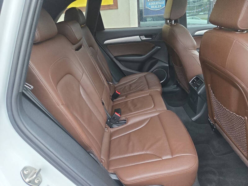 2017 Audi Q5 2.0T quattro Premium Plus