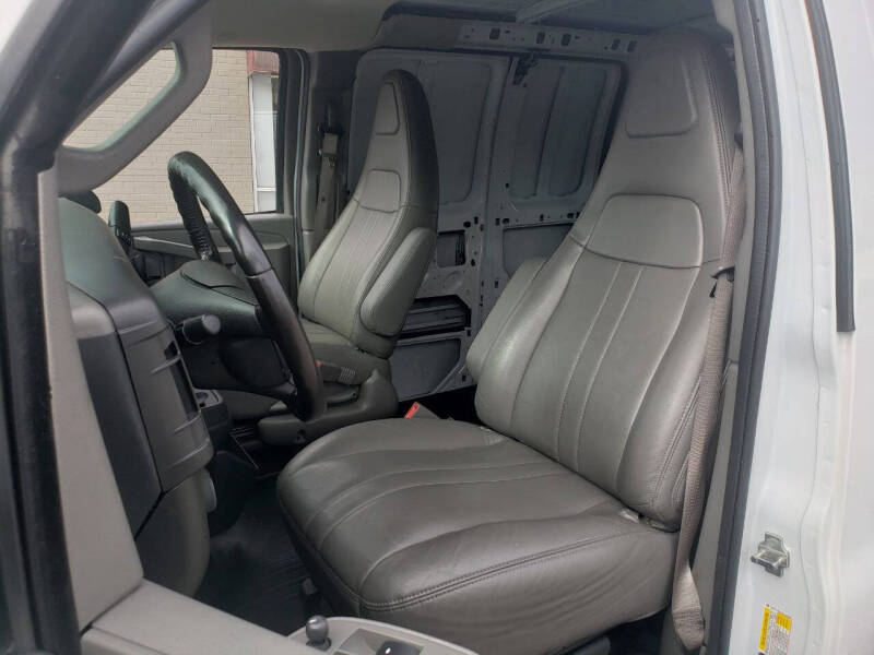 2021 Chevrolet Express 2500