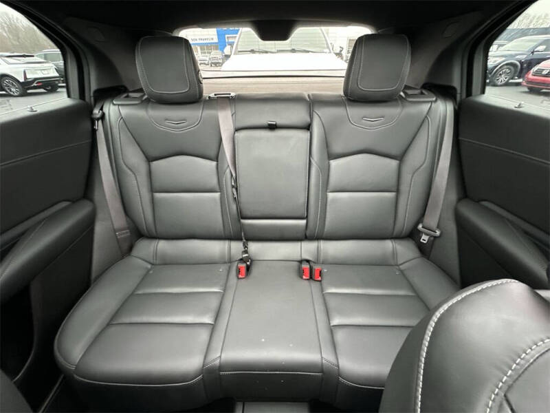 2024 Cadillac XT4 Premium Luxury