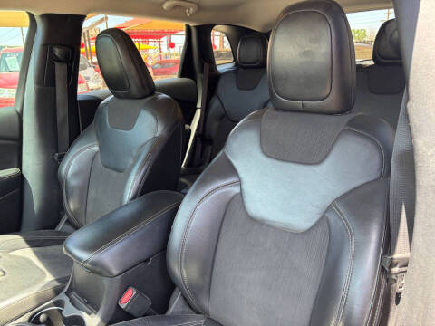 2018 Jeep Cherokee Latitude Plus