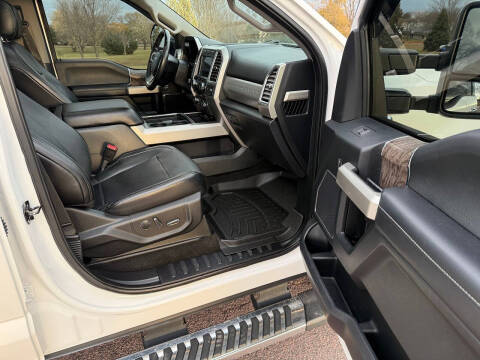 2017 Ford F-250 Super Duty Lariat