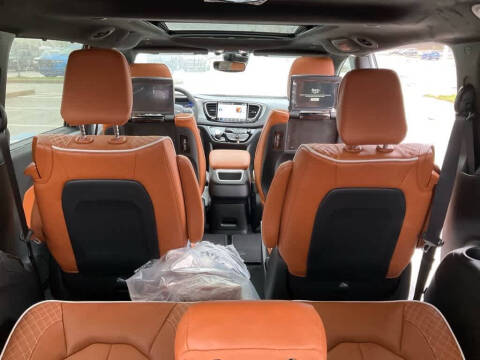 2026 Chrysler Pacifica Pinnacle