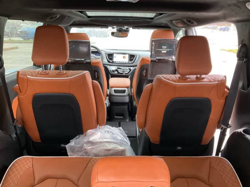 2026 Chrysler Pacifica Pinnacle