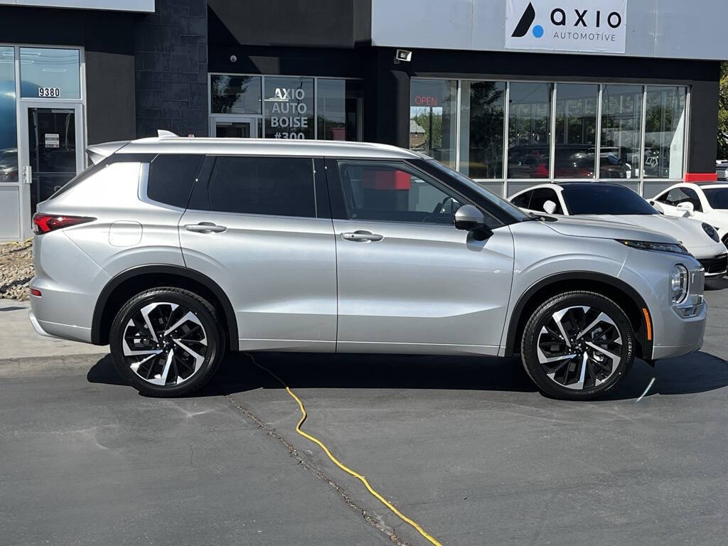 2024 Mitsubishi Outlander for sale at Axio Auto Boise in Boise, ID