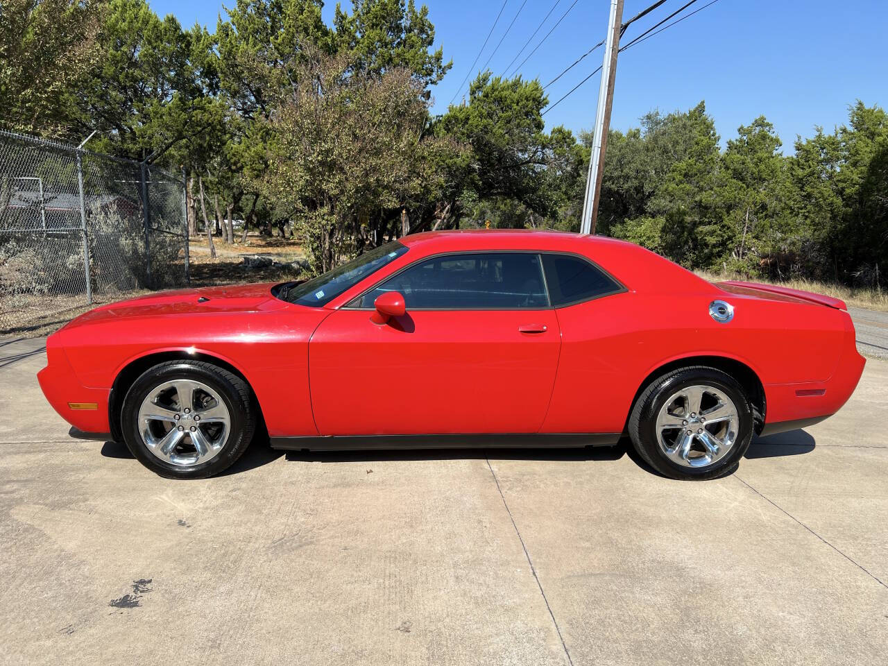 Used Car 2014 Dodge Challenger  Sxt 2dr Coupe For Sale Under $15,000 In Austin, Texas