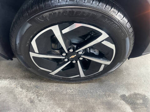 2025 Chevrolet Equinox EV LT