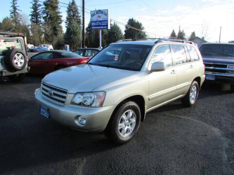 2003 Toyota Highlander for sale at Hall Motors LLC in Vancouver WA