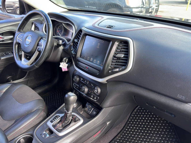 2015 Jeep Cherokee Trailhawk