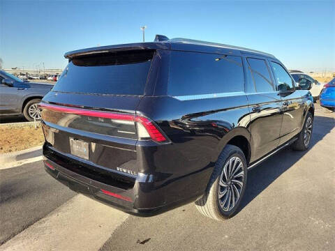2025 Lincoln Navigator L Black Label