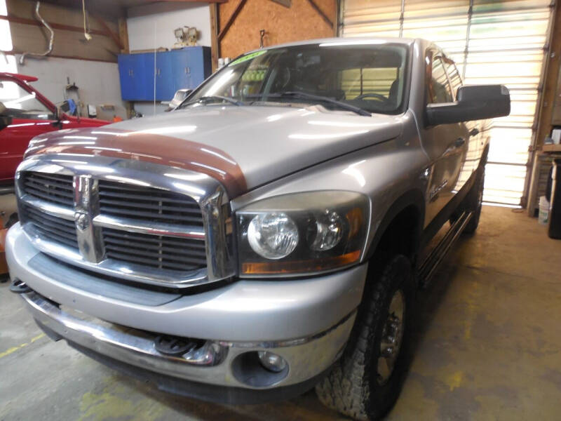 2006 Dodge Ram Pickup 2500 for sale at Sabula Auto Center & U-Haul in Du Bois PA