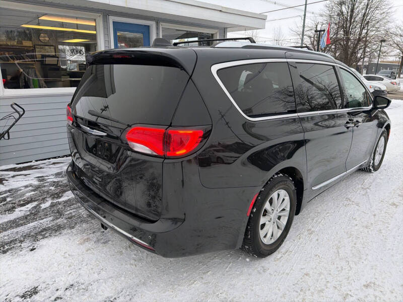 2018 Chrysler Pacifica Touring L