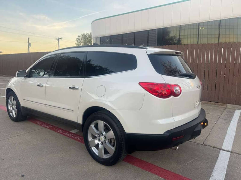 2011 Chevrolet Traverse LTZ