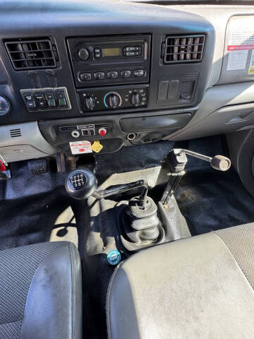 2005 Ford F-750 Super Duty