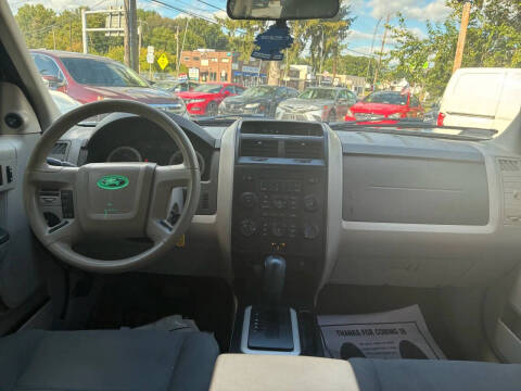 2009 Ford Escape XLS