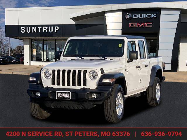 2020 Jeep Gladiator for sale at SUNTRUP BUICK GMC in Saint Peters MO