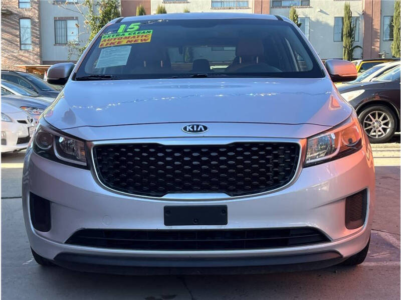 2015 Kia Sedona LX