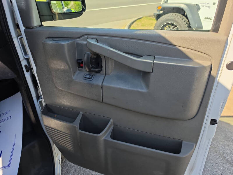 2016 Chevrolet Express 2500
