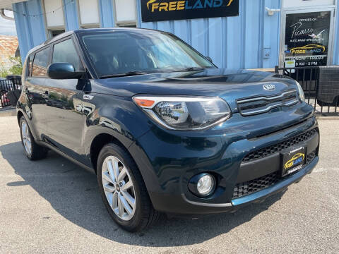 2017 Kia Soul +