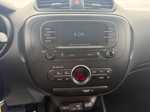 2017 Kia Soul +