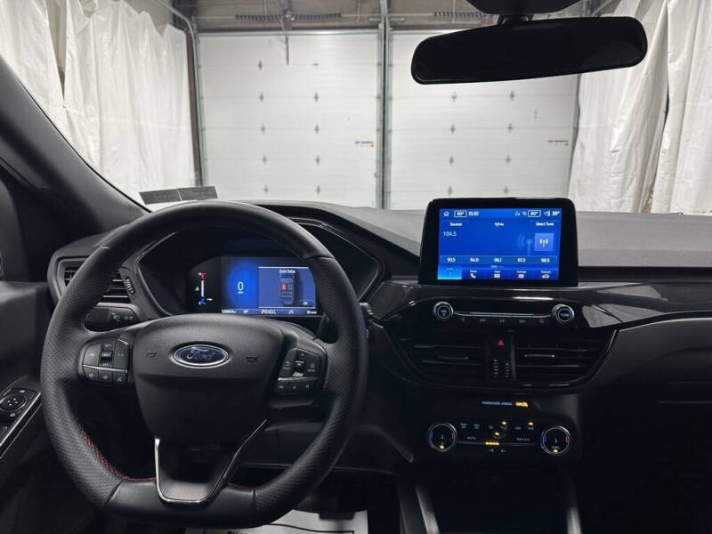 2025 Ford Escape ST-Line