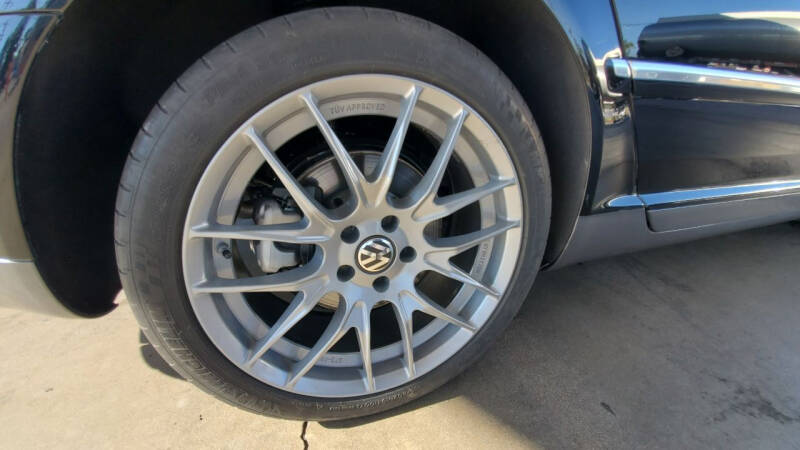 2004 Volkswagen Phaeton Premiere Edition W12