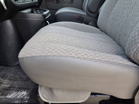 2026 Chevrolet Express LS 3500