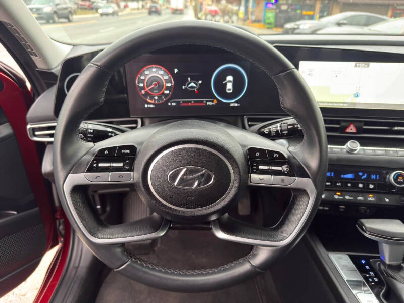 2023 Hyundai Elantra SEL