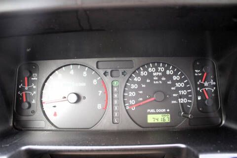 2001 Isuzu Trooper S