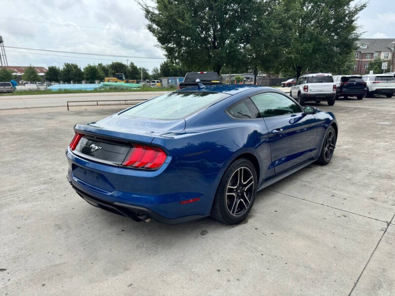 2022 Ford Mustang