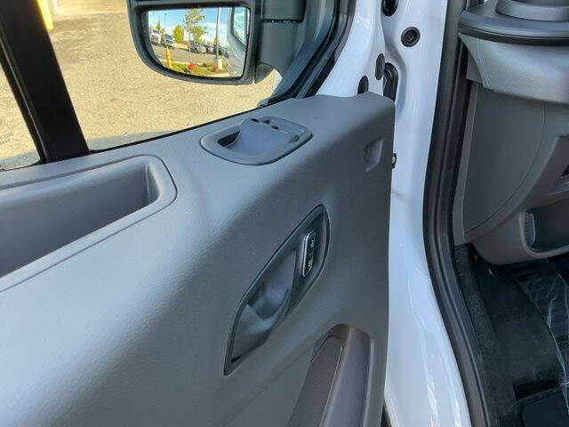 2025 Ford Transit