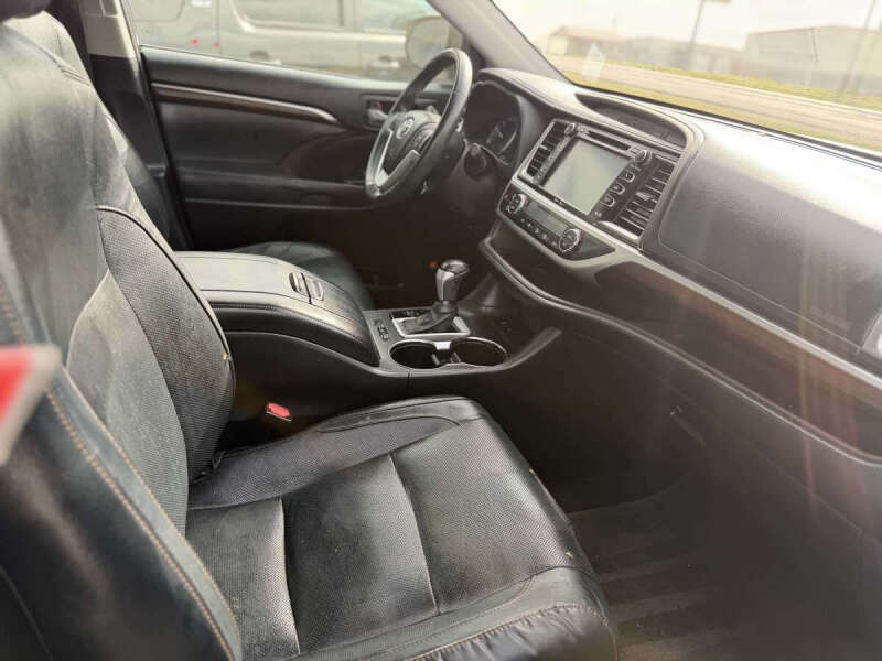 2014 Toyota Highlander Limited