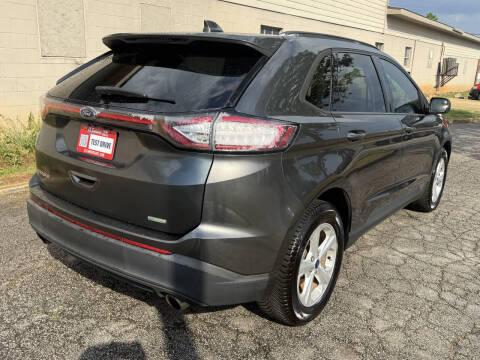 2016 Ford Edge SE