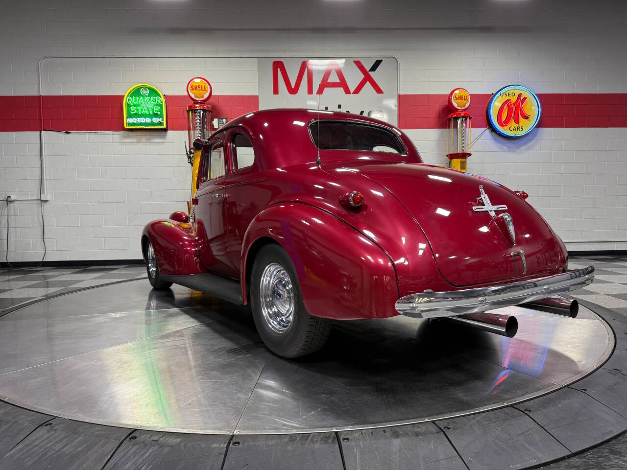1939 Chevrolet Coupe 20
