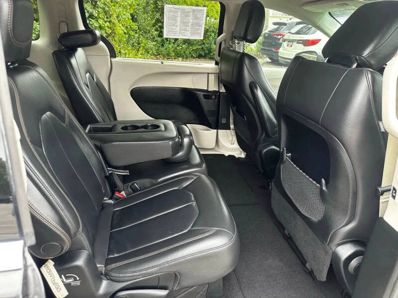 2017 Chrysler Pacifica