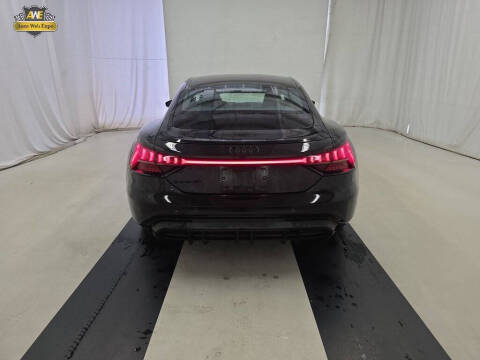 2022 Audi e-tron GT quattro Prestige