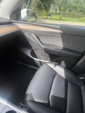 2023 Tesla Model Y Long Range