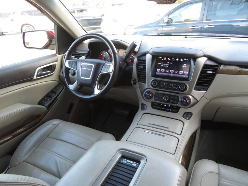 2016 GMC Yukon Denali