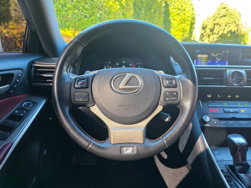 2018 Lexus IS 300