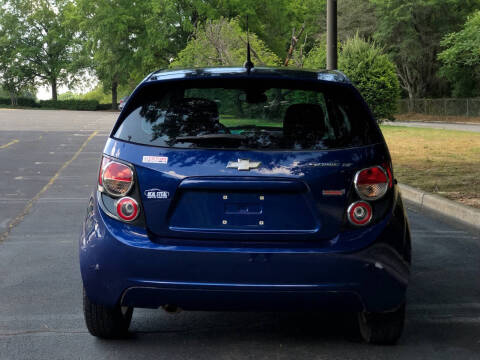 2013 Chevrolet Sonic LT Manual