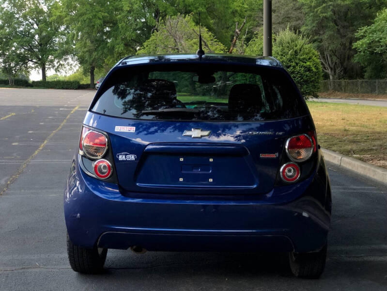 2013 Chevrolet Sonic LT Manual