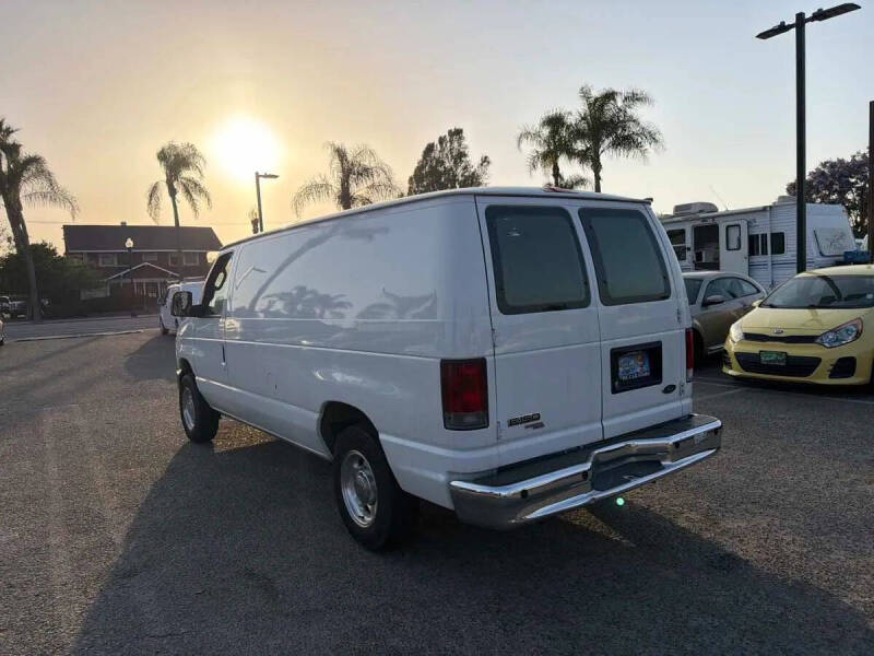 2012 Ford E-Series E-150