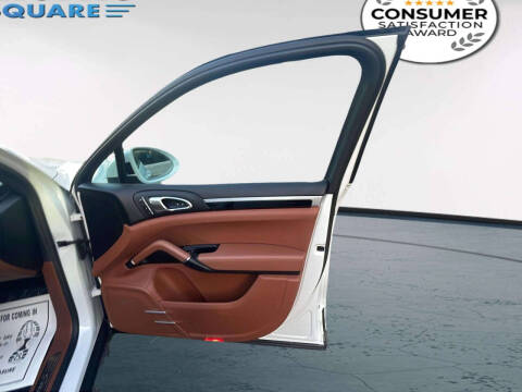 2016 Porsche Cayenne S E-Hybrid