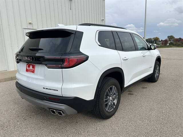 2025 GMC Acadia Elevation