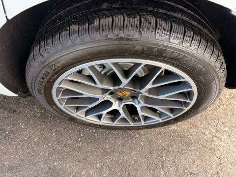 2017 Porsche Macan S