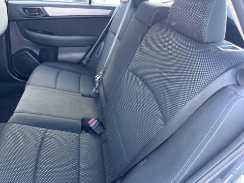 2018 Subaru Outback 2.5i