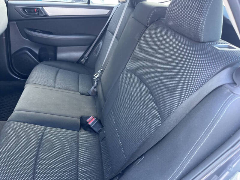 2018 Subaru Outback 2.5i