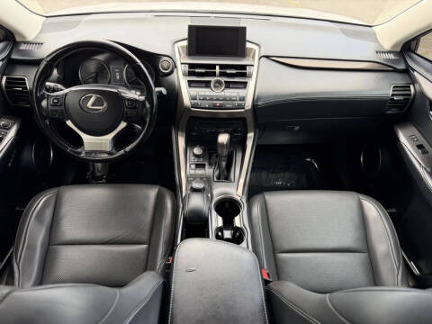 2017 Lexus NX 200t