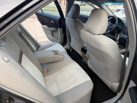 2013 Toyota Camry LE