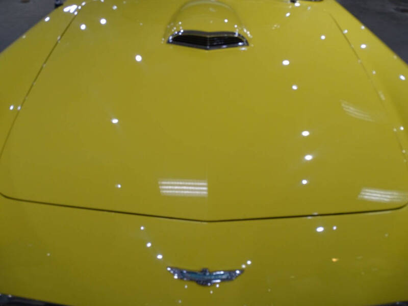 1957 Ford Thunderbird