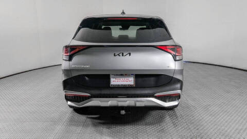 2023 Kia Sportage Hybrid LX